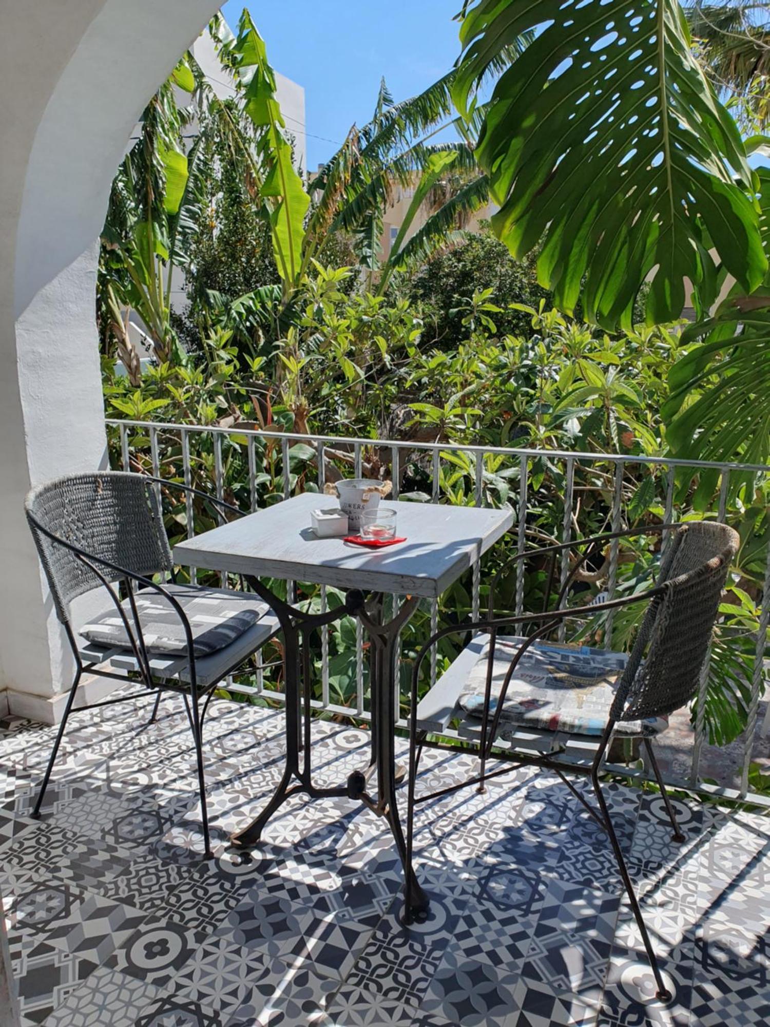 Hostal Mi Campana Denia Luaran gambar