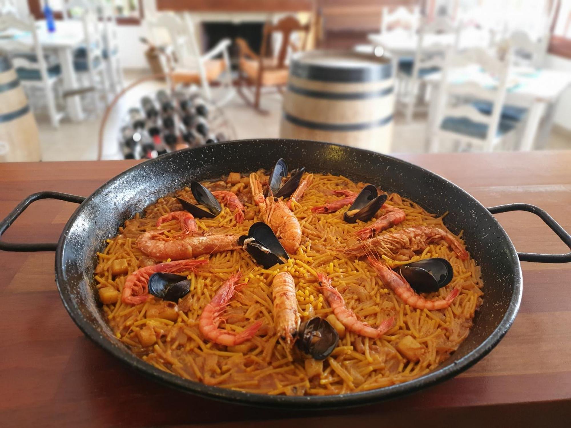 Hostal Mi Campana Denia Luaran gambar