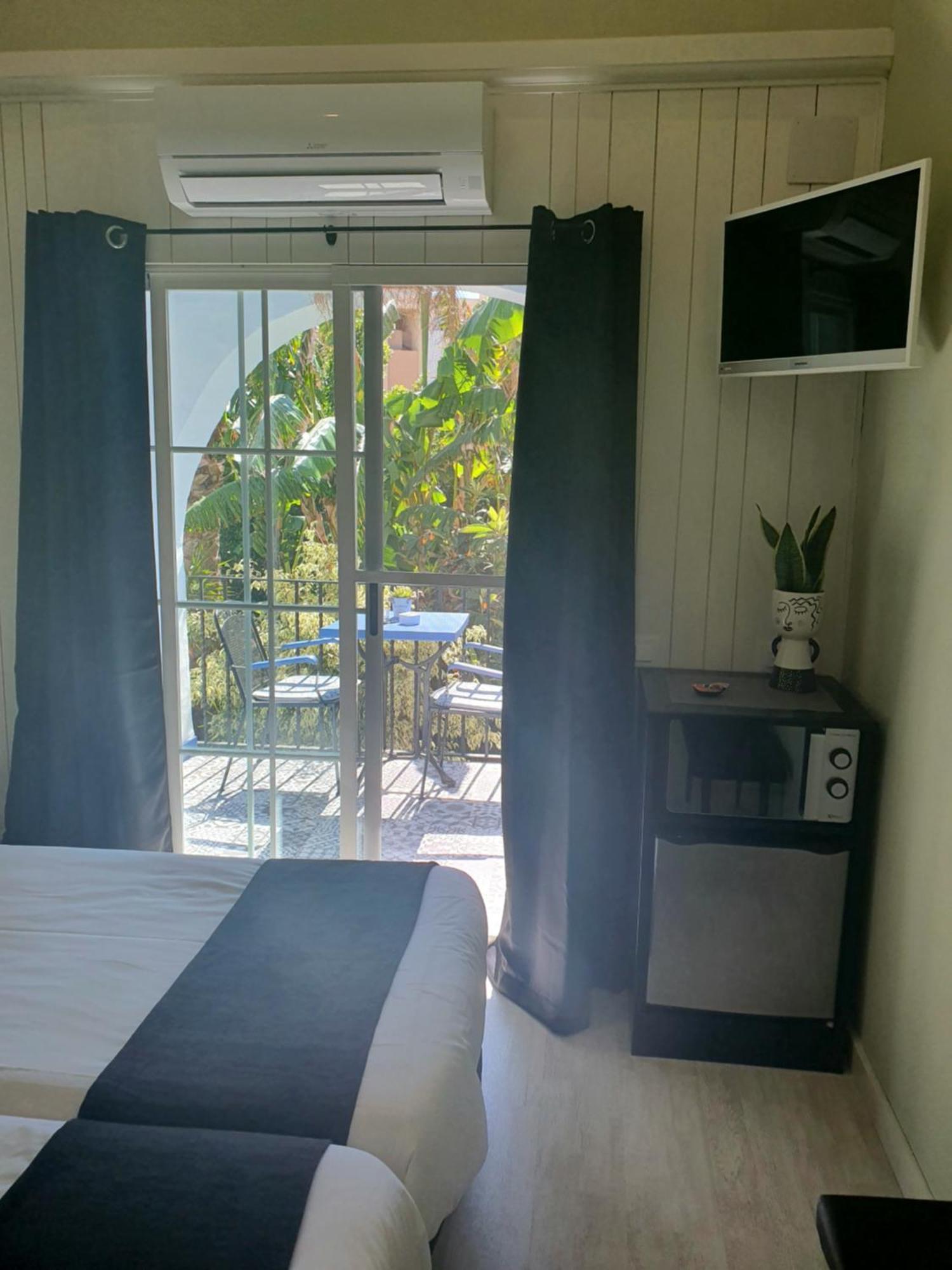 Hostal Mi Campana Denia Luaran gambar